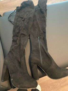 Classic Black Over-the-Knee Suede Block Heel Boots